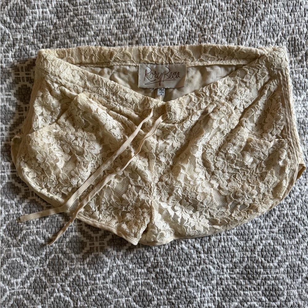 Cream Lace Shorts